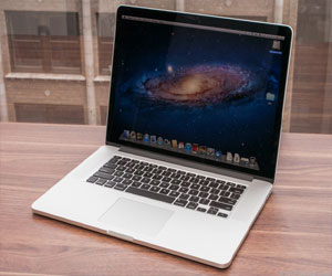   مصر اليوم - آبل تطرح سعر جديد للحاسب MacBook Pro