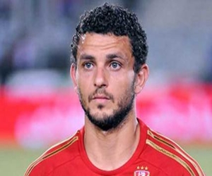   مصر اليوم - شهر تأهيل لحسام غالي في ألمانيا بعد رفضه رحلة قطر