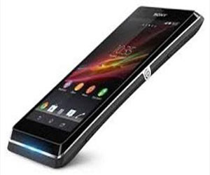   مصر اليوم - هاتف  Xperia L يصل إلى هيئة الإتصالات الفيدرالية