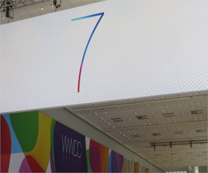   مصر اليوم - آبل تحضر لمؤتمر WWDC 2013 بتعليق لافتات عن iOS 7