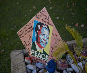   مصر اليوم - أمبيكي: مانديلا قد يعود إلى منزله قريبًا