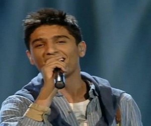   مصر اليوم - محمد عساف يعود إلى دبي بعد جولته الغنائية في غزة