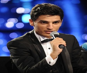   مصر اليوم - محمد عساف يحصل علي جواز سفر دولي من الأمم المتحدة