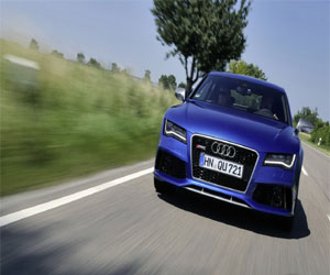   مصر اليوم - تجربة قيادة سيارة اودي 2014  Audi RS7 الجديدة