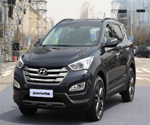   مصر اليوم - Hyundai Santafe  2013 الجديدة تصل جدة