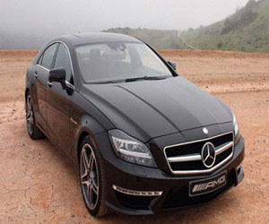   مصر اليوم - أناقة  Mercedes CLS 63 AMG بالثوب الأسود