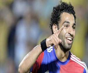   مصر اليوم - صلاح يزامل بوغبا وغوتزه ضمن أفضل 100 لاعب شابّ في العالم