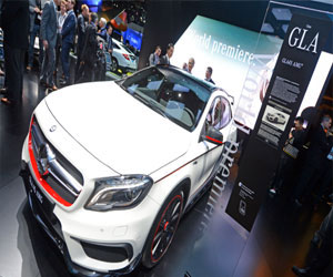   مصر اليوم - وحش مرسيدس سيارة GLA 45 AMG يزأر في ديترويت