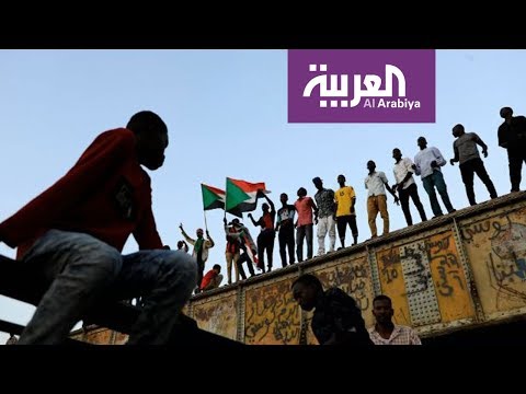 شاهد الحرك القومي السوداني يدشن نشاطه رسميًا بحضور عدد من الصحفيين