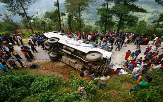   مصر اليوم - مقتل 19 شخصًا بحادث مروري في نيبال