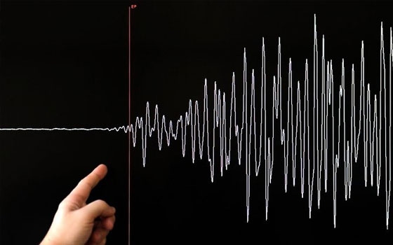   مصر اليوم - هزة أرضيَّة بقوة 5.5 درجات على مقياس ريختر وبعمق 10 كيلومترات